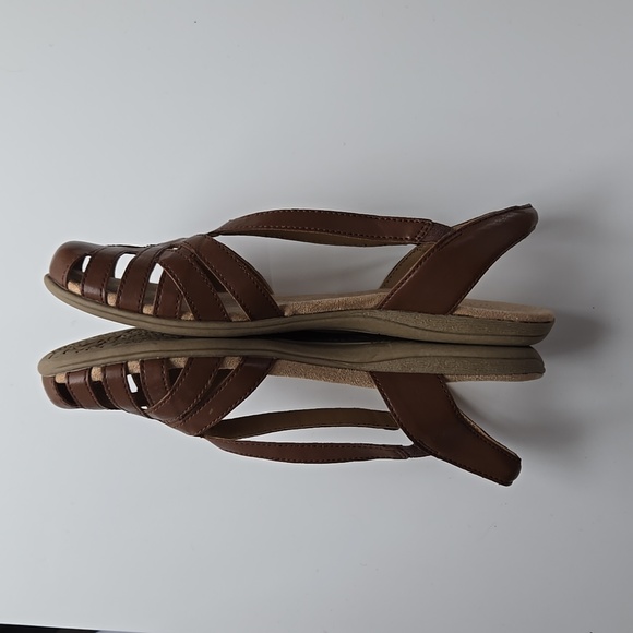 Earth Origin sandal - Picture 3 of 3